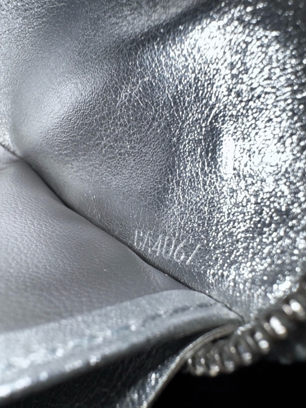 Louis Vuitton, authentic leather, Continental wallet, silver vintage 2007! - Picture 13 of 17